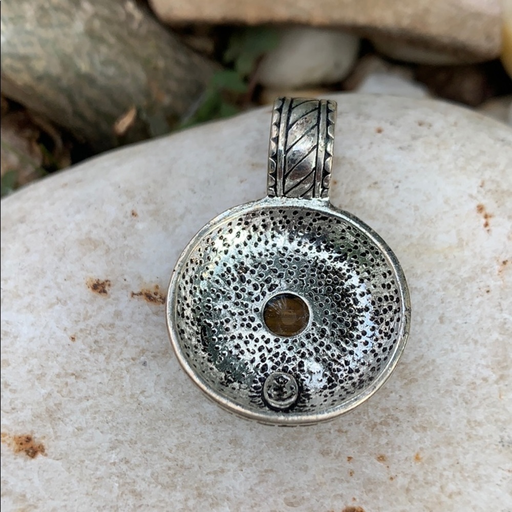 Premier Designs Silver-tone & Tigers Eye Pendant - Picture 6 of 11